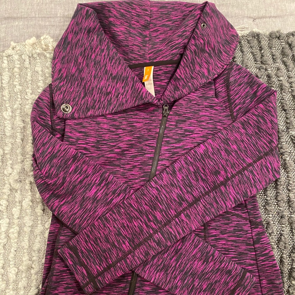 Adorable Lucy zip up! Worn only once